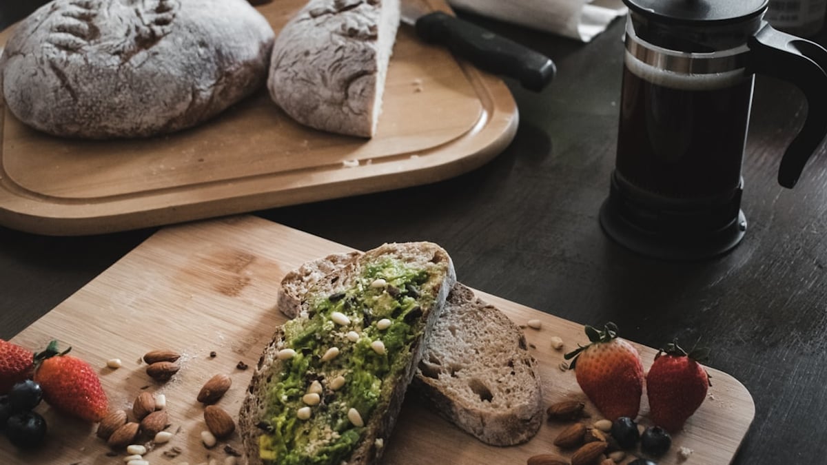 9 Tricks for The Ultimate Guide to Bread Making for Beginners From Simple Loaf to Artisanal Masterpieces: homemade bread