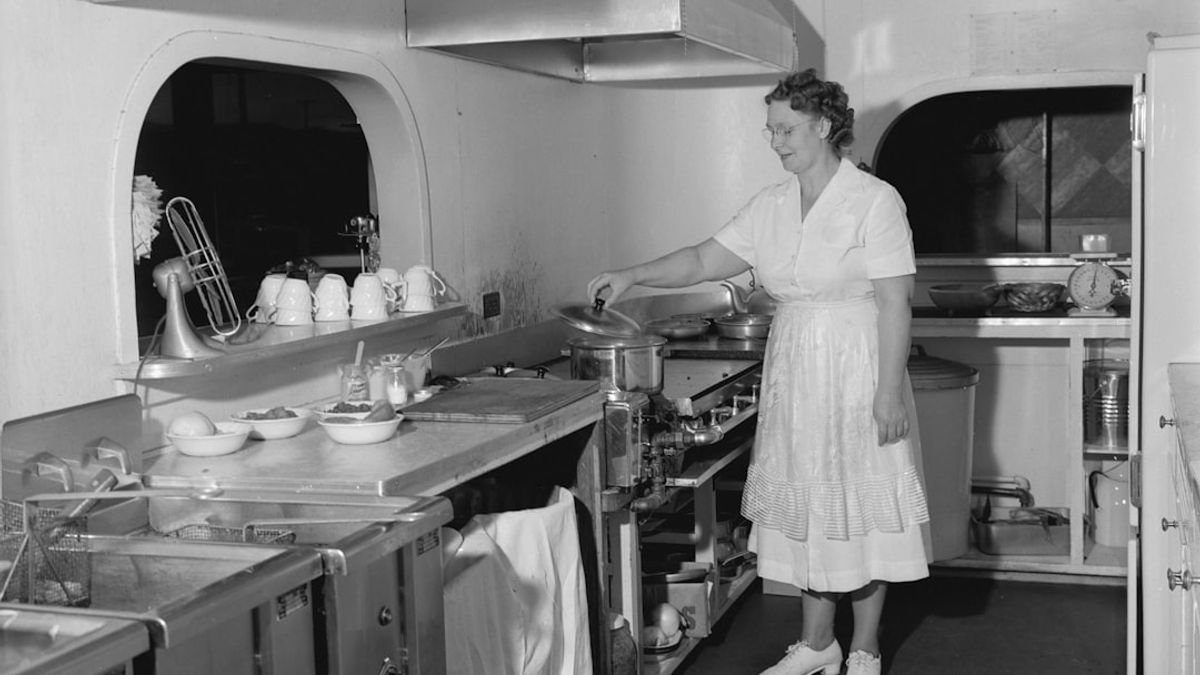 American Home Cooking For Two: Weeknight Meals That Spark