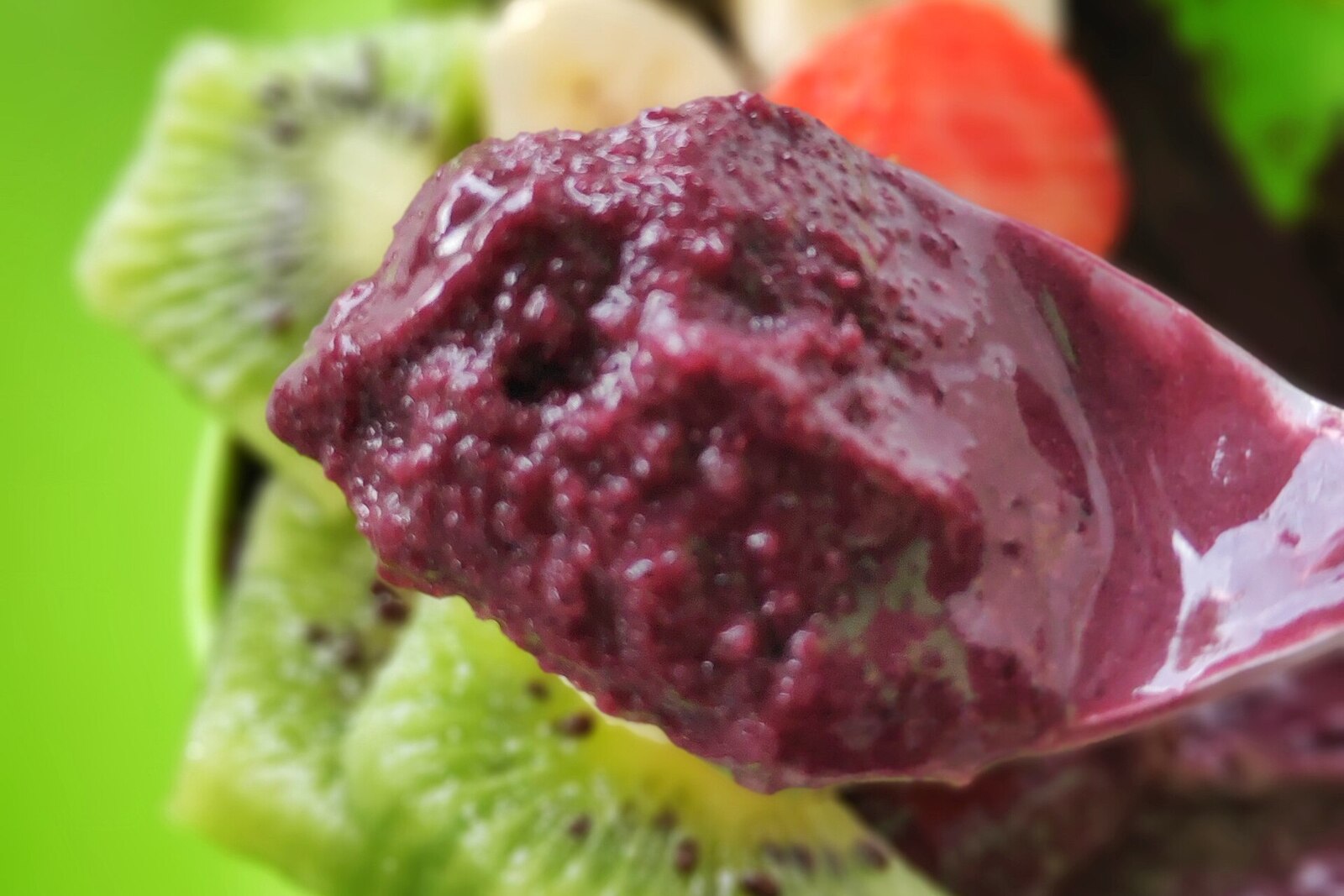 Brazilian Açaí Bowl: The Fitness-Crowd Breakfast From Rio