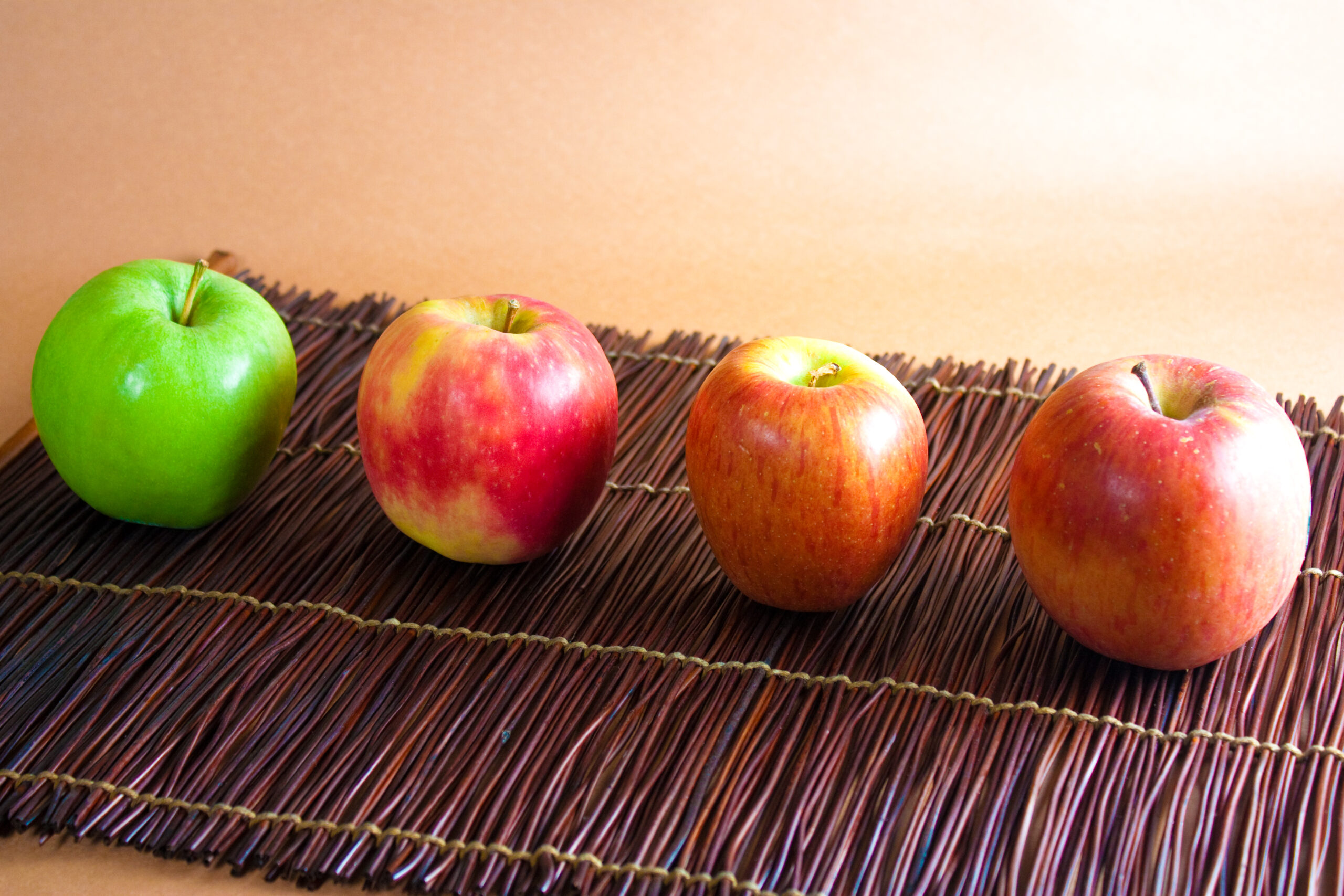 Some apples hold their shape at 375F, others collapse into sauce